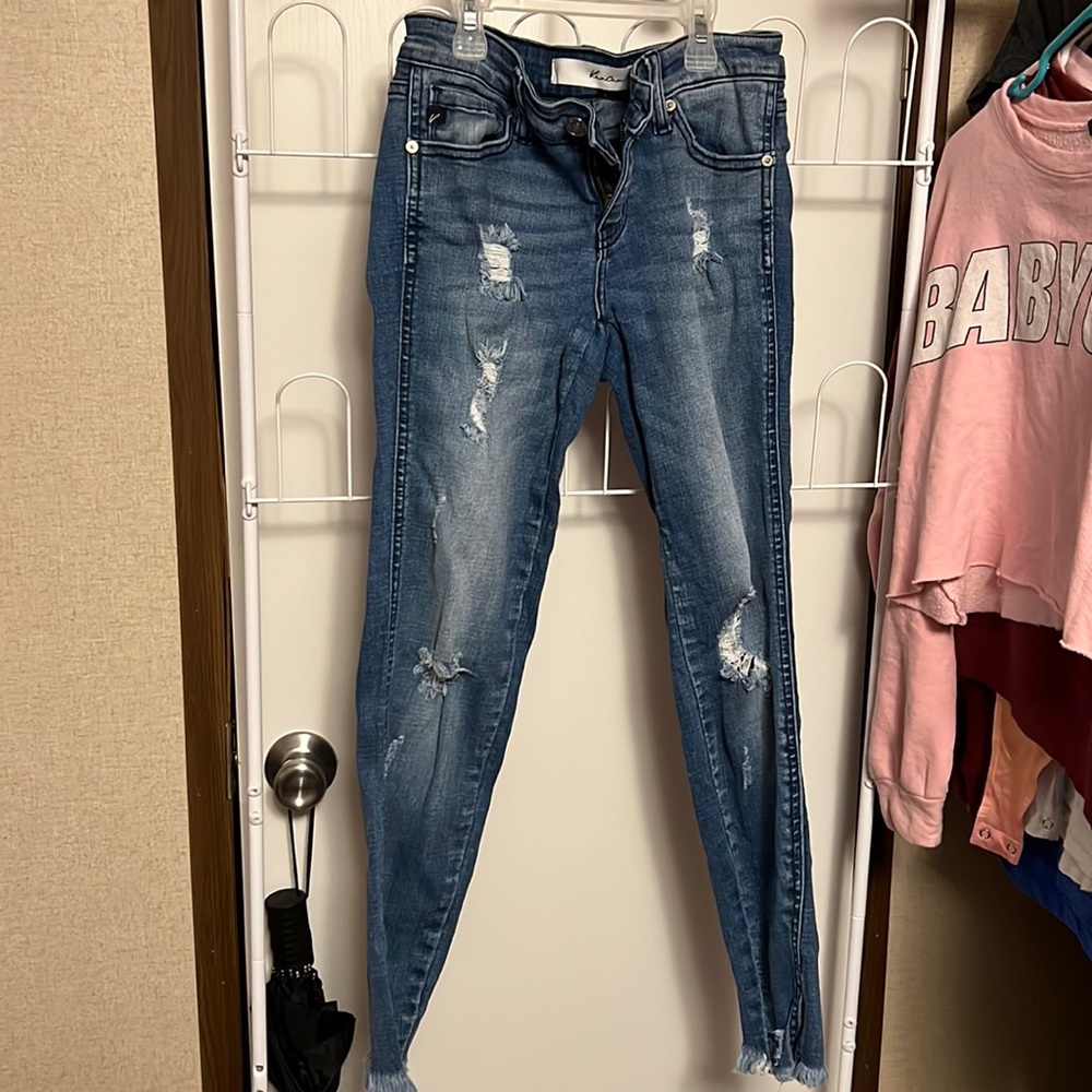 KanCan jeans, great fit, can’t wear them